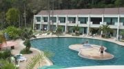 Lanta Island Beach Resort hotellin uima-allas